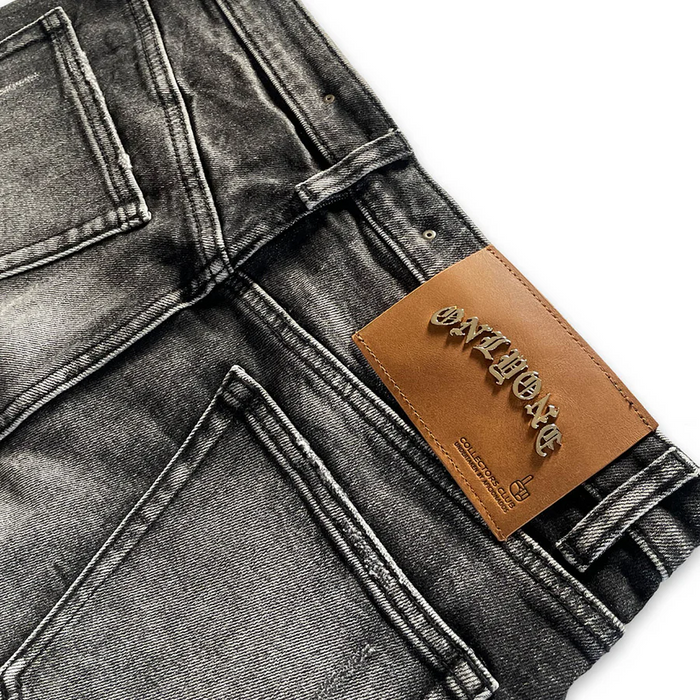 Brooklyn Distressed Embroidered Jean