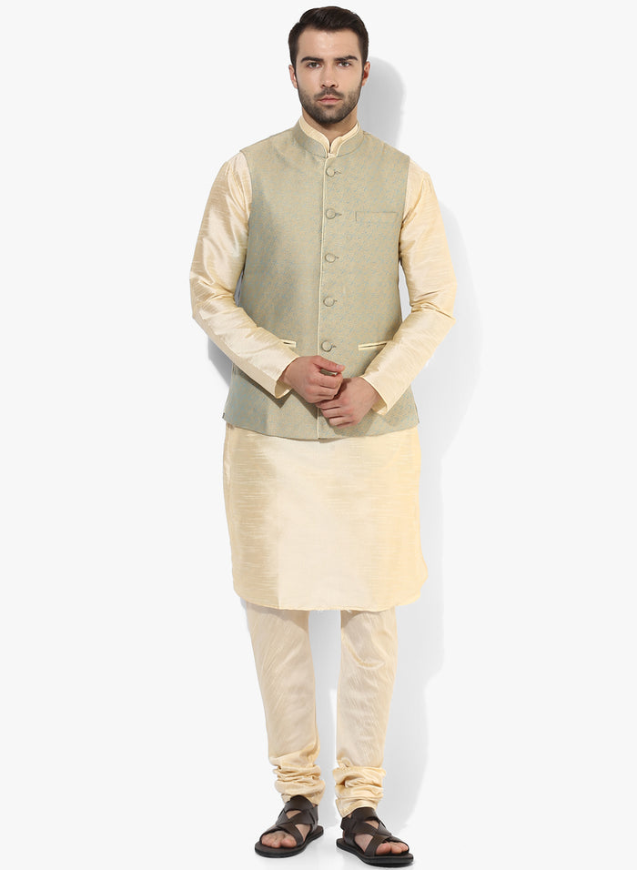 Kisah Plus Men's Green Kurta Churidar Waistcoat Set