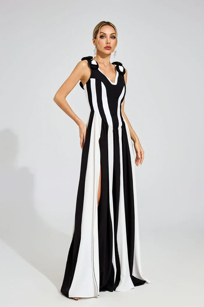 Sarah
White and Black Long Dress