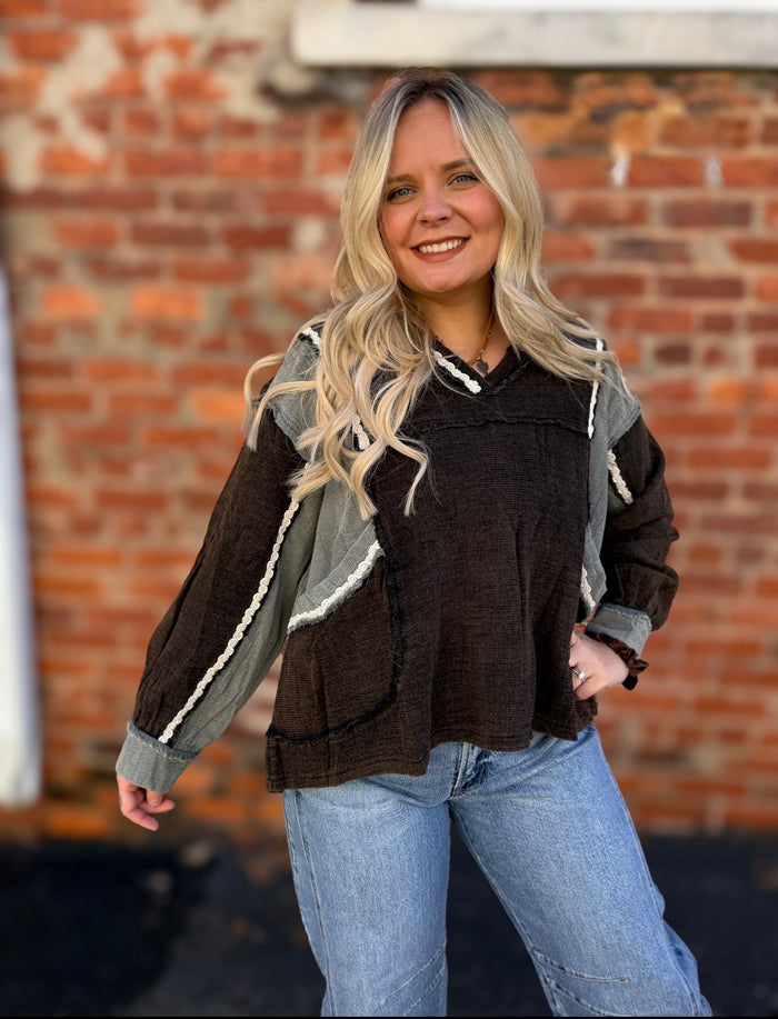 Black/Sage L/S Top
