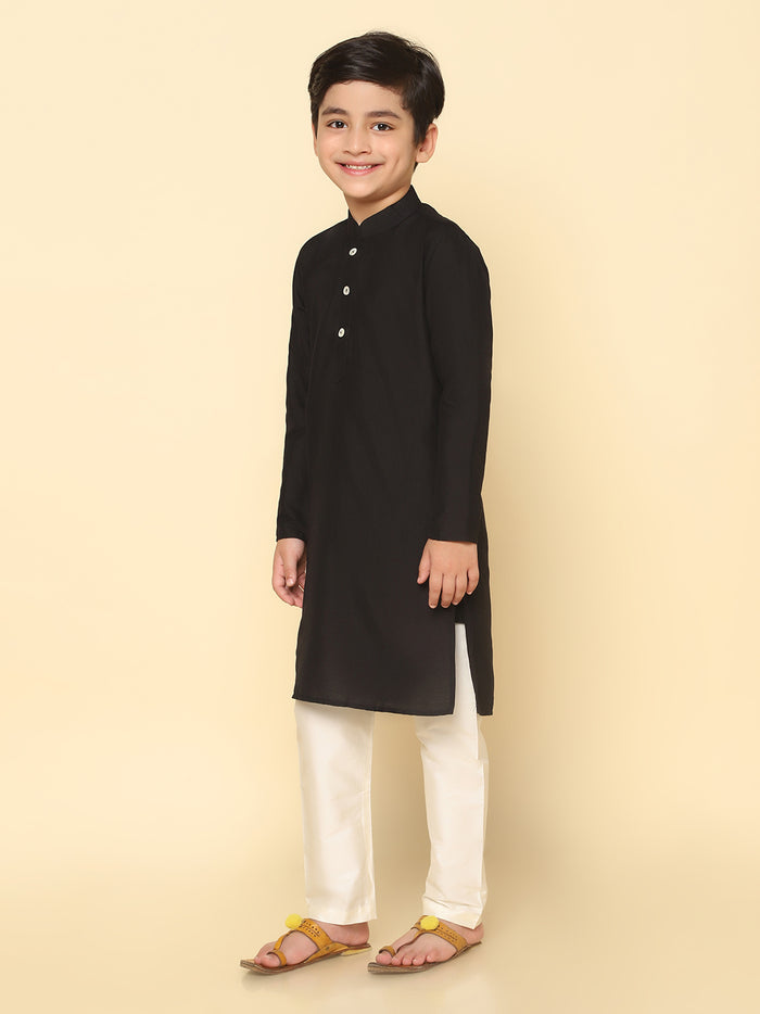 Boy's Black Solid Kurta