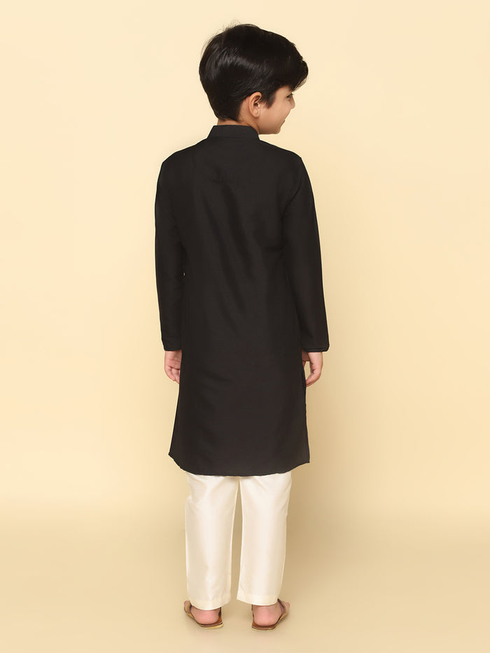 Boy's Black Solid Kurta