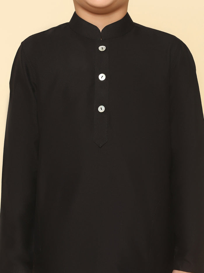 Boy's Black Solid Kurta