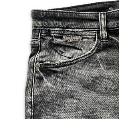 Brooklyn Distressed Embroidered Jean