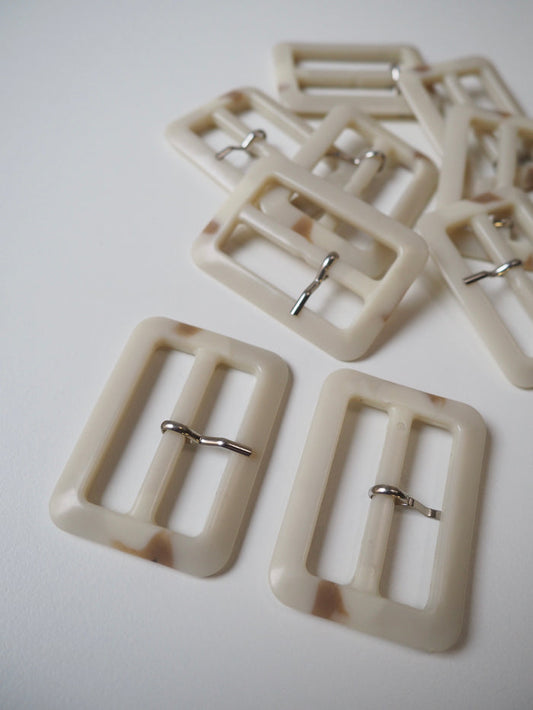 Faux Horn Large Rectangle Buckle 6.5cm