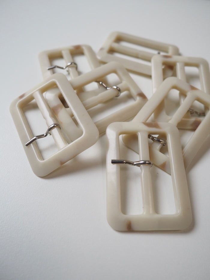 Faux Horn Large Rectangle Buckle 6.5cm
