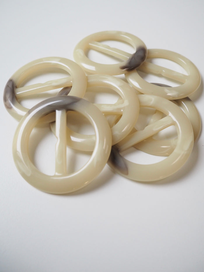 Faux Horn Large Round Slider 7cm