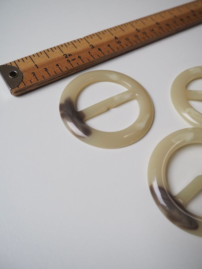 Faux Horn Large Round Slider 7cm
