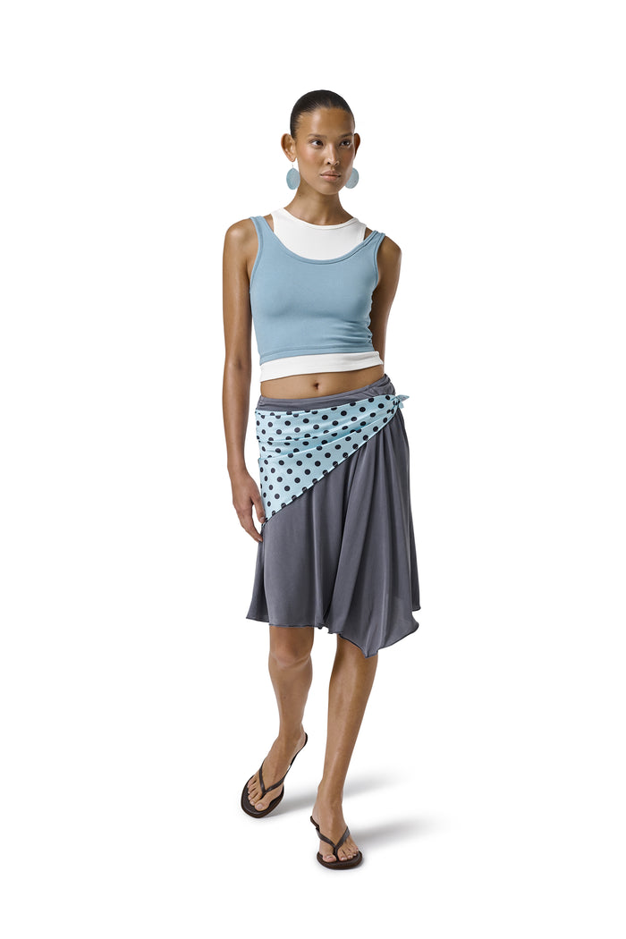 Model is 5'9.5 and wears size XS.