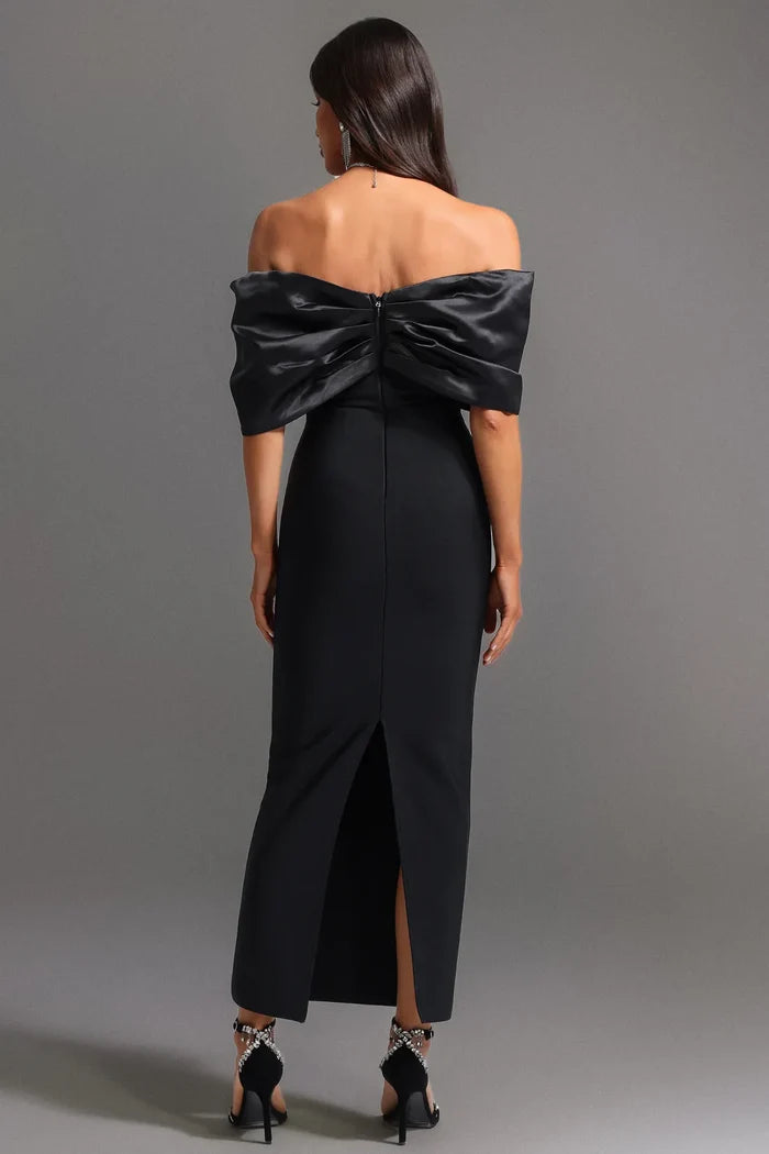 Irène Black Off-Shoulder Dress
