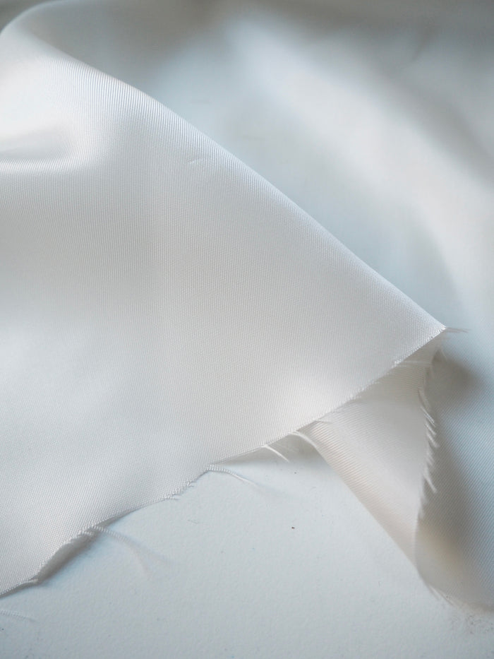 Ivory Viscose Twill Lining