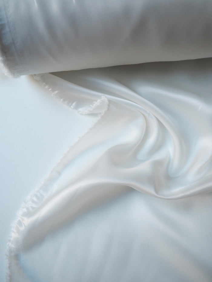Ivory Viscose Twill Lining
