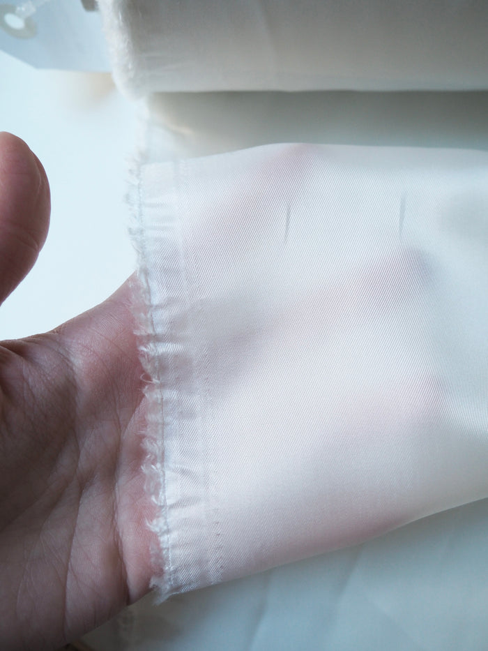 Ivory Viscose Twill Lining