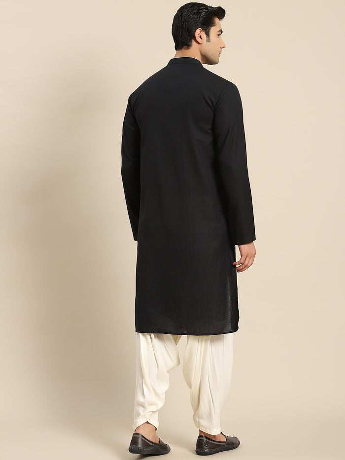 Kisah Men Black Kurta (Set of 1)