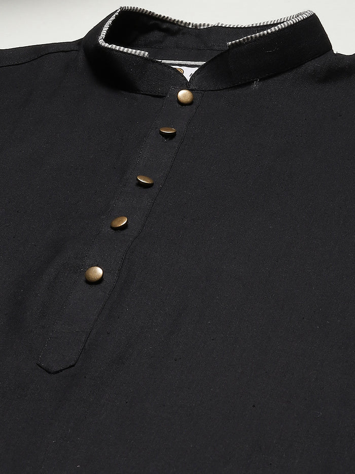 Kisah Men Black Kurta (Set of 1)