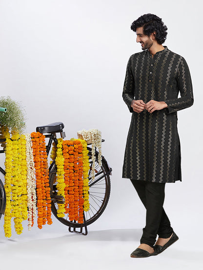 Kisah Men's Black Kurta Churidar Set