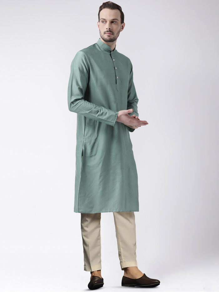 Kisah Men's Green Kurta Trousers Set