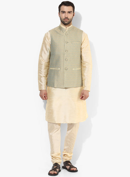 Kisah Plus Men's Green Kurta Churidar Waistcoat Set
