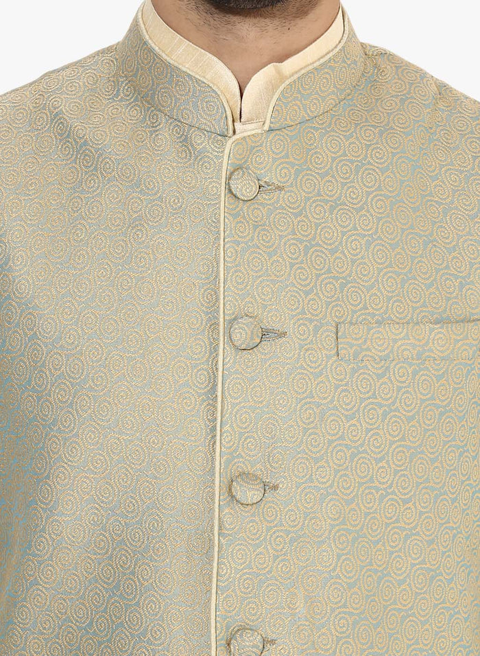 Kisah Plus Men's Green Kurta Churidar Waistcoat Set