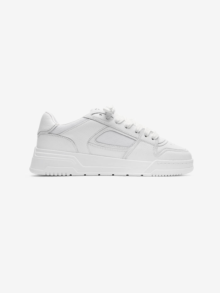 Layup Triple White