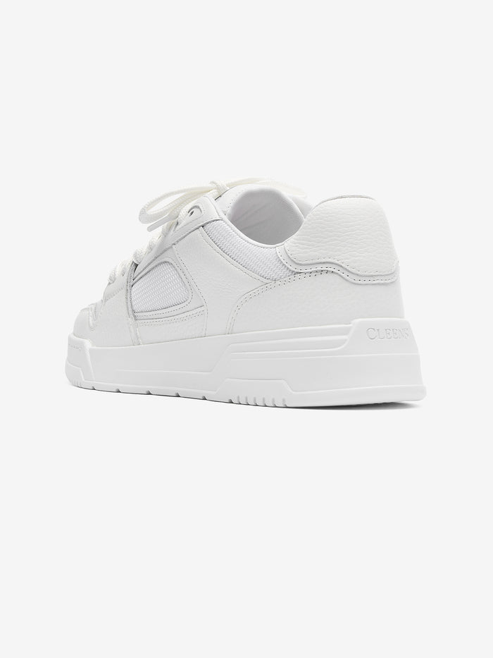 Layup Triple White