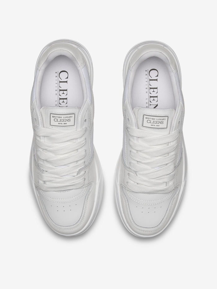 Layup Triple White
