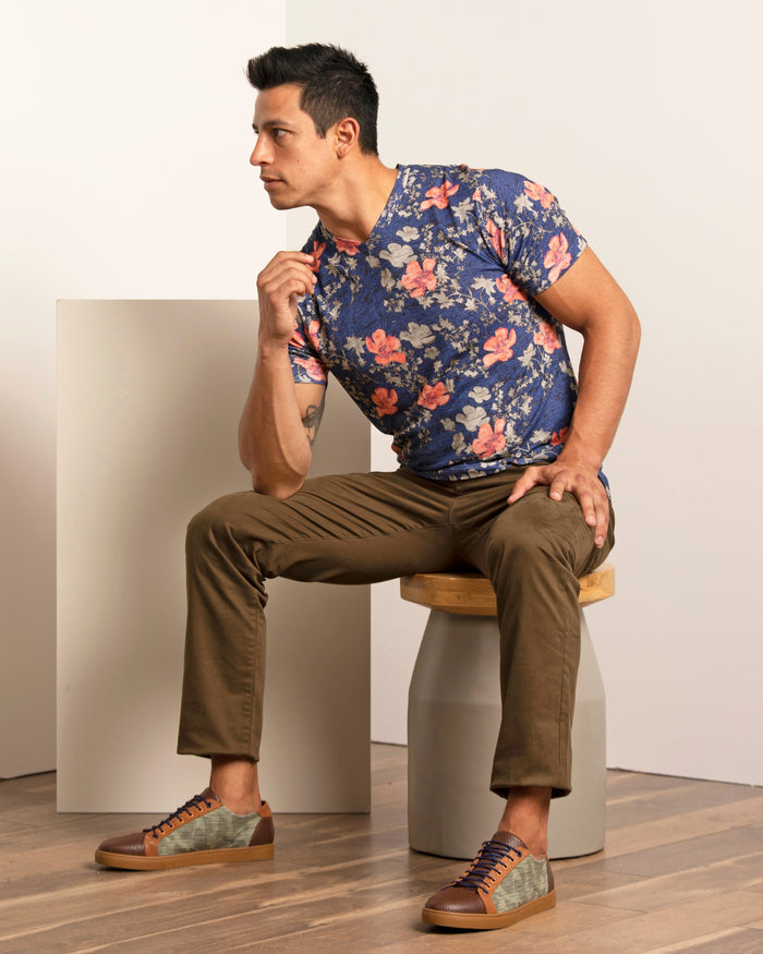 Maze Oriental Hibiscus Navy