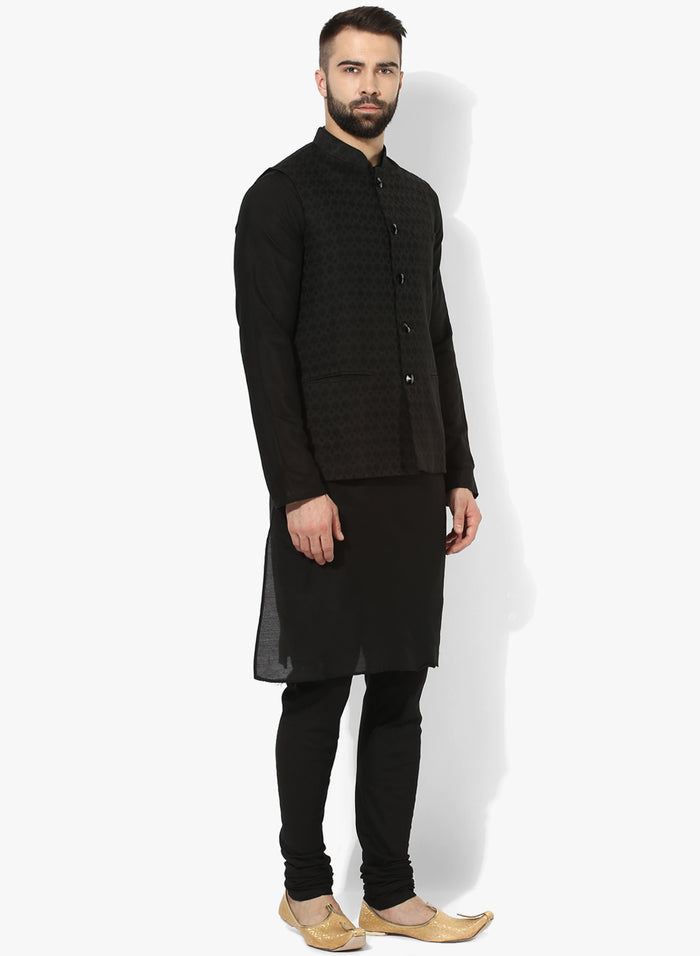 Men Black Textured Kurta Jacket Churidar Set