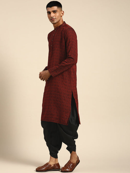 Men Maroon Textured Kurta