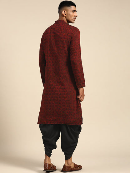 Men Maroon Textured Kurta