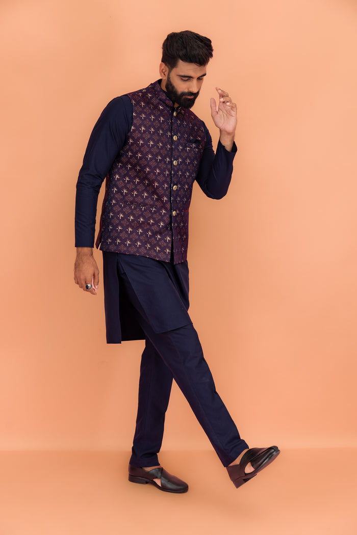 Men Maroon Textured Nehru Jacket