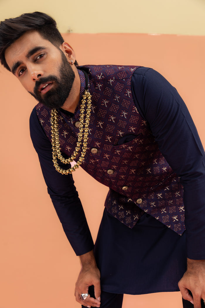 Men Maroon Textured Nehru Jacket