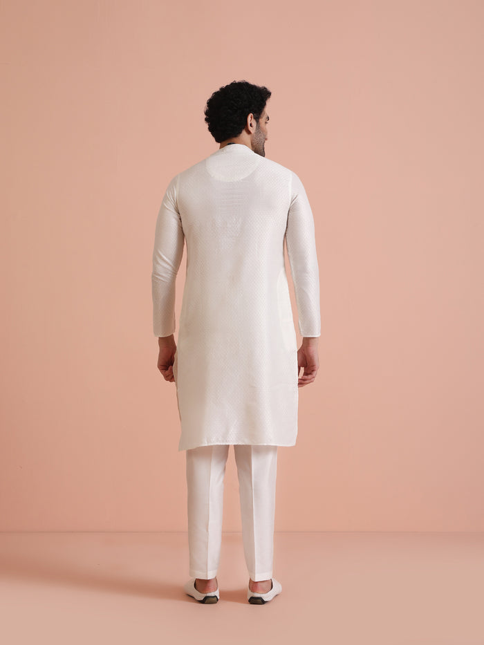 Men White Woven Design Kurta
