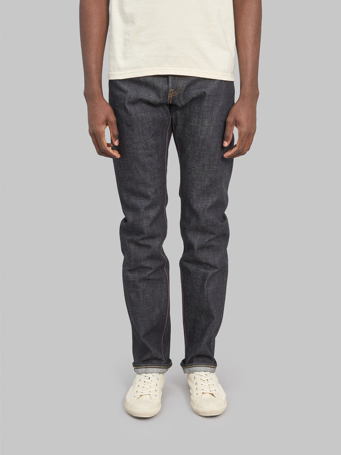Momotaro 0605V Natural Tapered Jeans front look