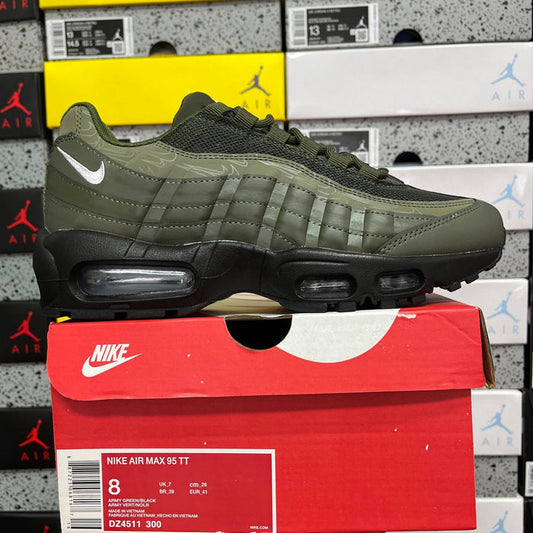 Nike Air Max 95 Essential Triple Army Green