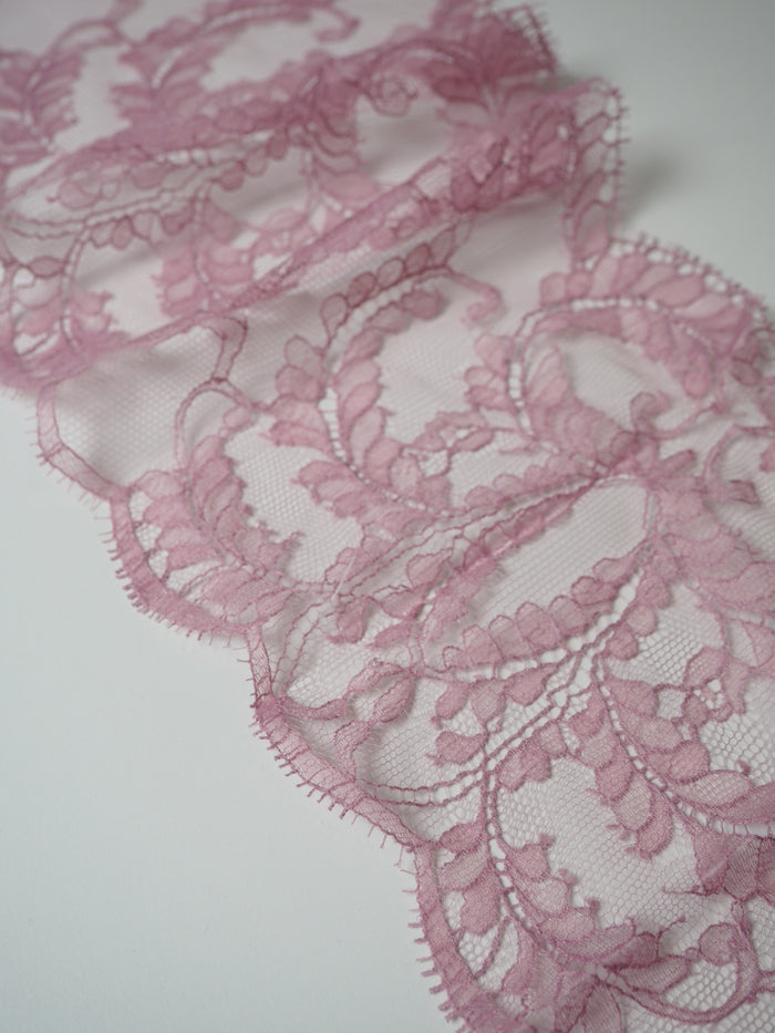Pink Mauve Curl Motif Scallop Lace 15cm