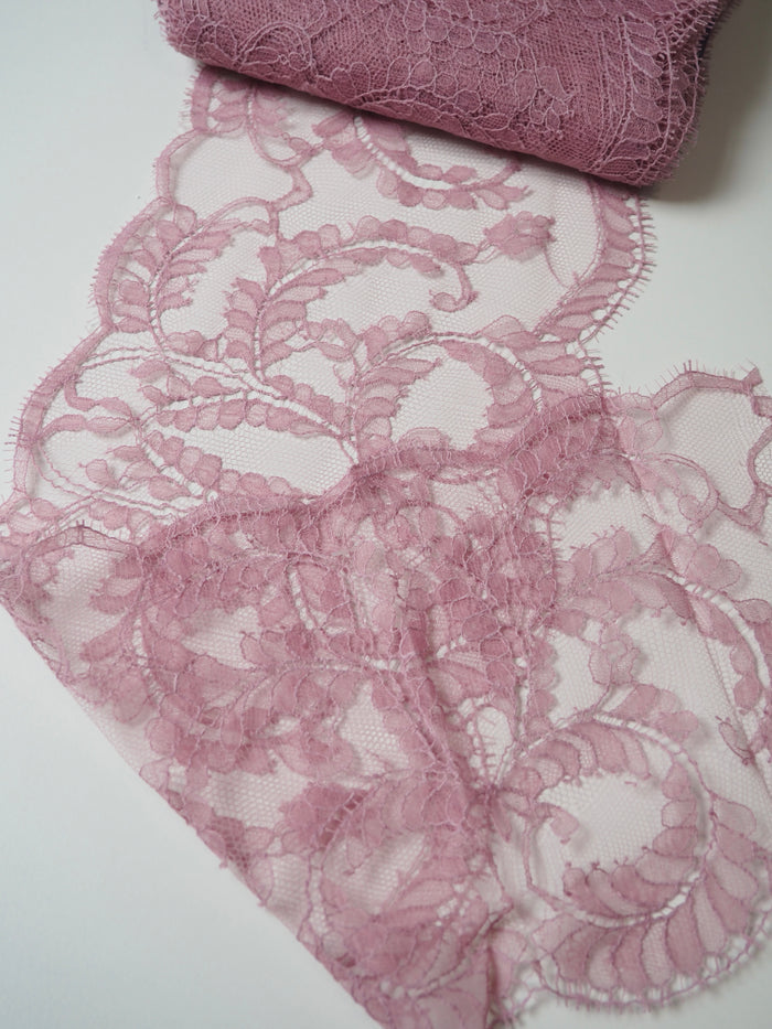 Pink Mauve Curl Motif Scallop Lace 15cm