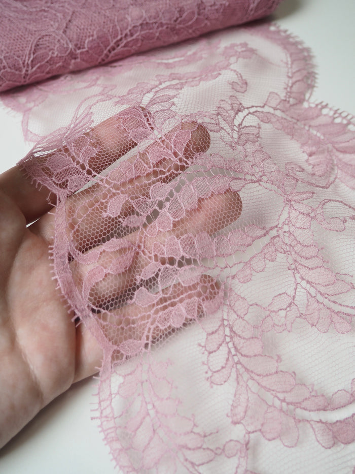 Pink Mauve Curl Motif Scallop Lace 15cm