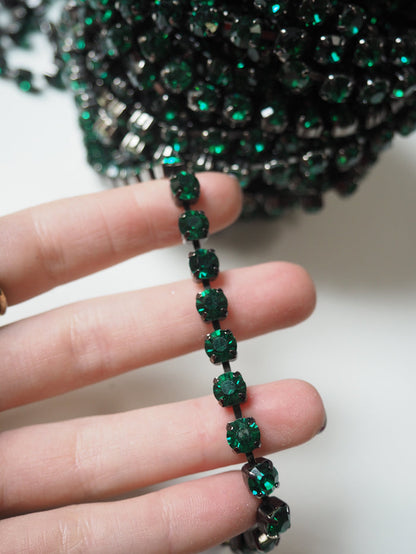 Preciosa Emerald Crystal + Gunmetal Cup Chain - 5mm