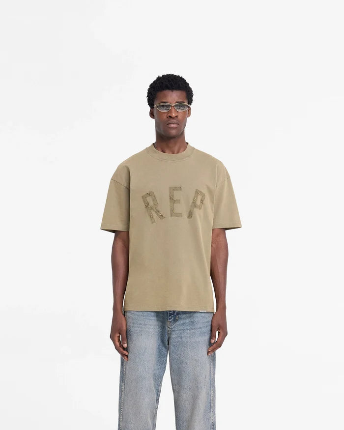 Rep Applique T-Shirt - Fawn