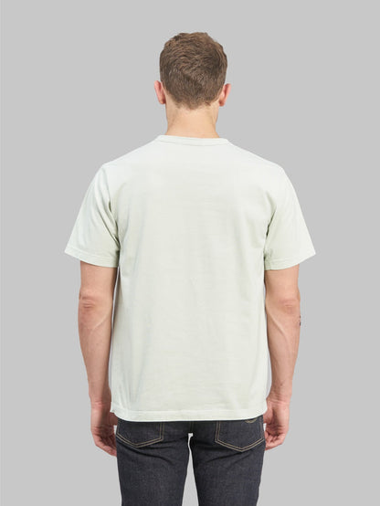 seuvas cotton crew neck tshirt matcha  model back fit