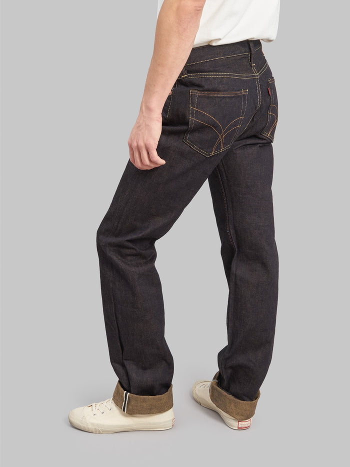 the strike gold 2103 brown weft regular straight selvedge jeans fitting