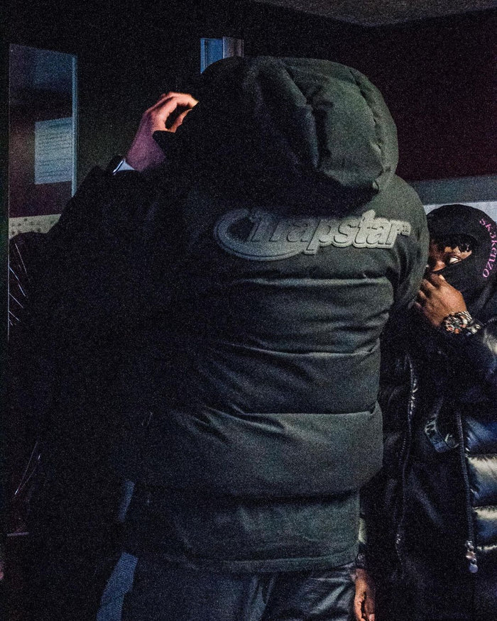 Trapstar Hyperdrive Technical Puffer Jacket Black/White