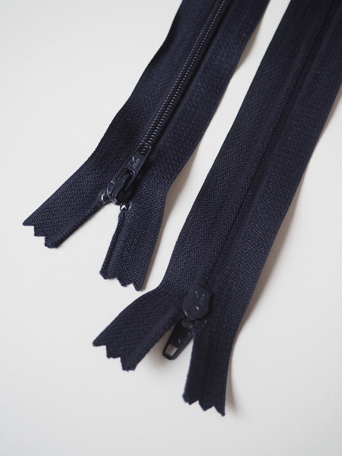 YKK 18cm/7 inch Navy Standard Zips