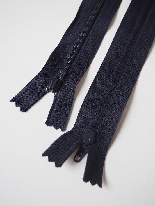 YKK 18cm/7 inch Navy Standard Zips