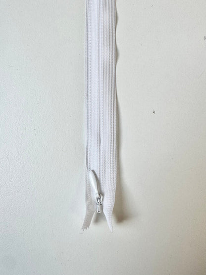 YKK 50cm/20inch White Invisible Zips